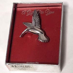 Hummingbird Pin